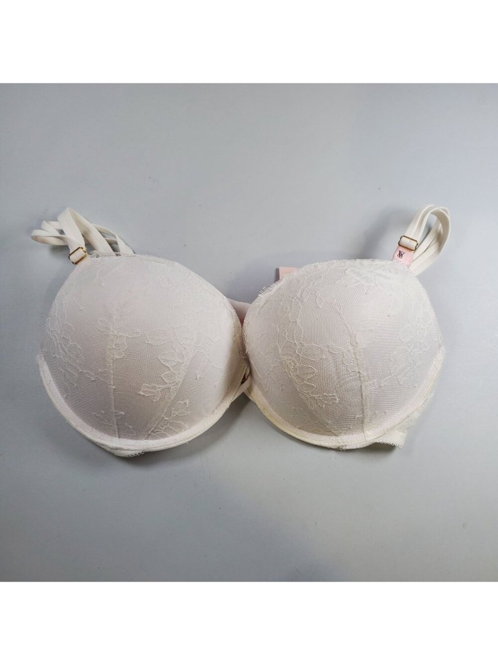 Victoria's Secret Very Sexy Floral Lace Push Up Bra Women Size 36DD NWT Intimate